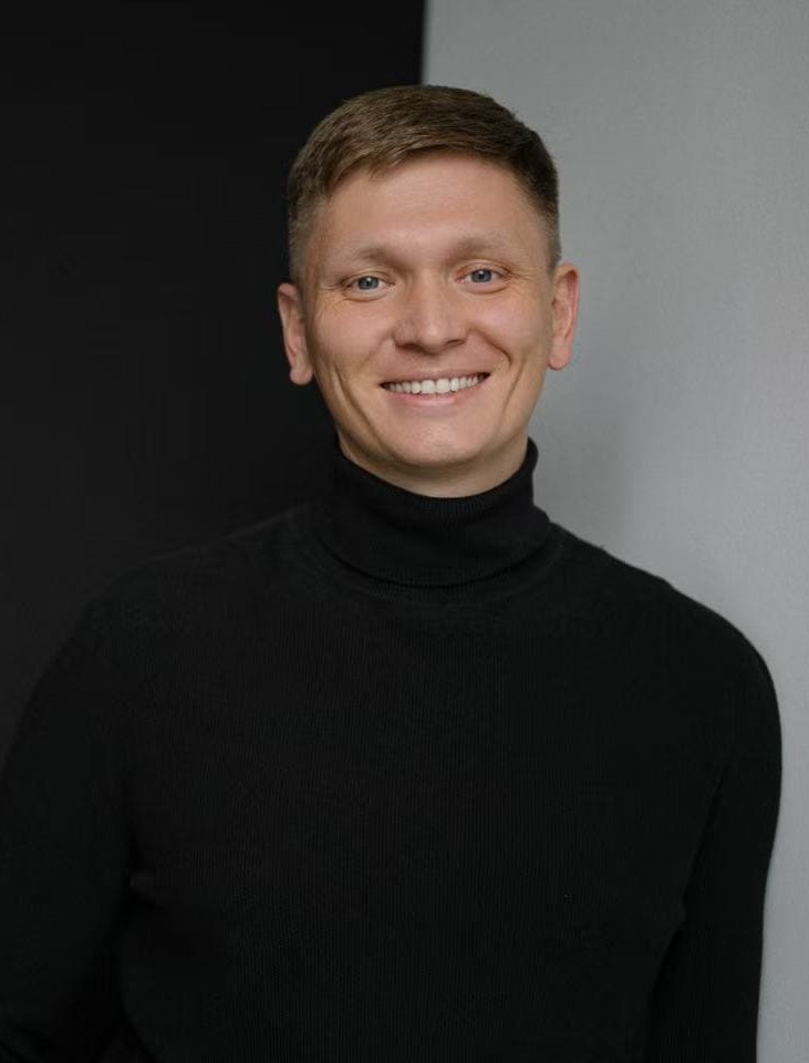 Антон Борисов